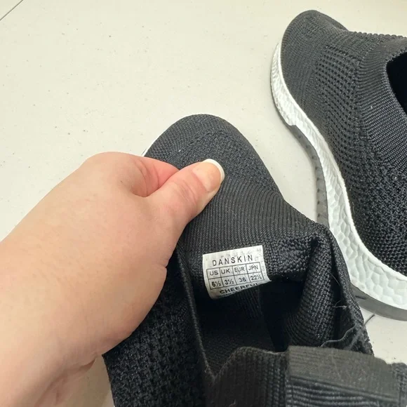 NWOT Danskin Black Slip-On Sneakers - Picture 5 of 5